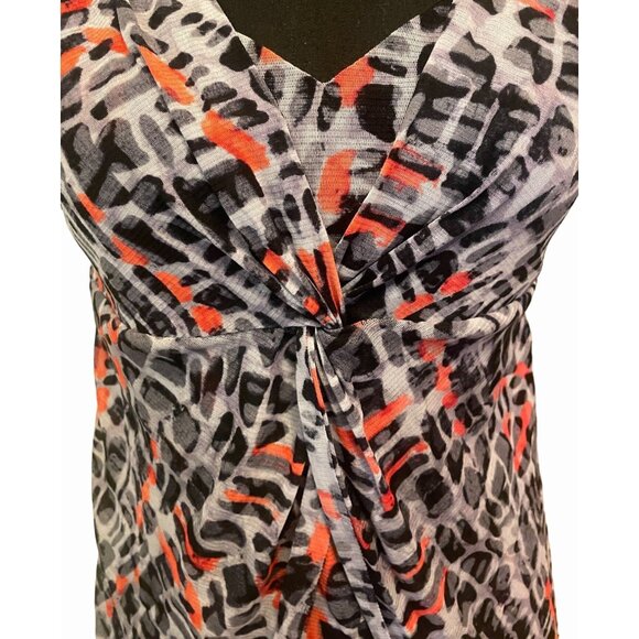 short sleeve v-neck printed top black white and peach sz Small front twist detai - Picture 2 of 6